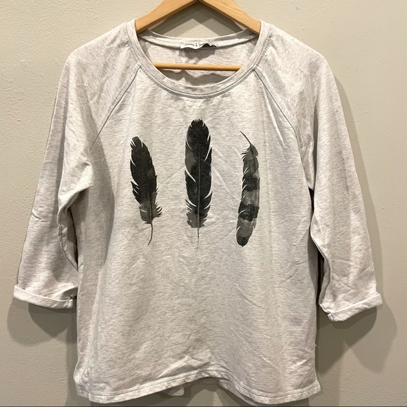 Tops - Summer & Sage sweatshirt